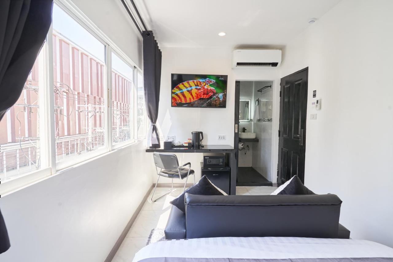 Thonglor Suites Hotel Bangkok Zewnętrze zdjęcie