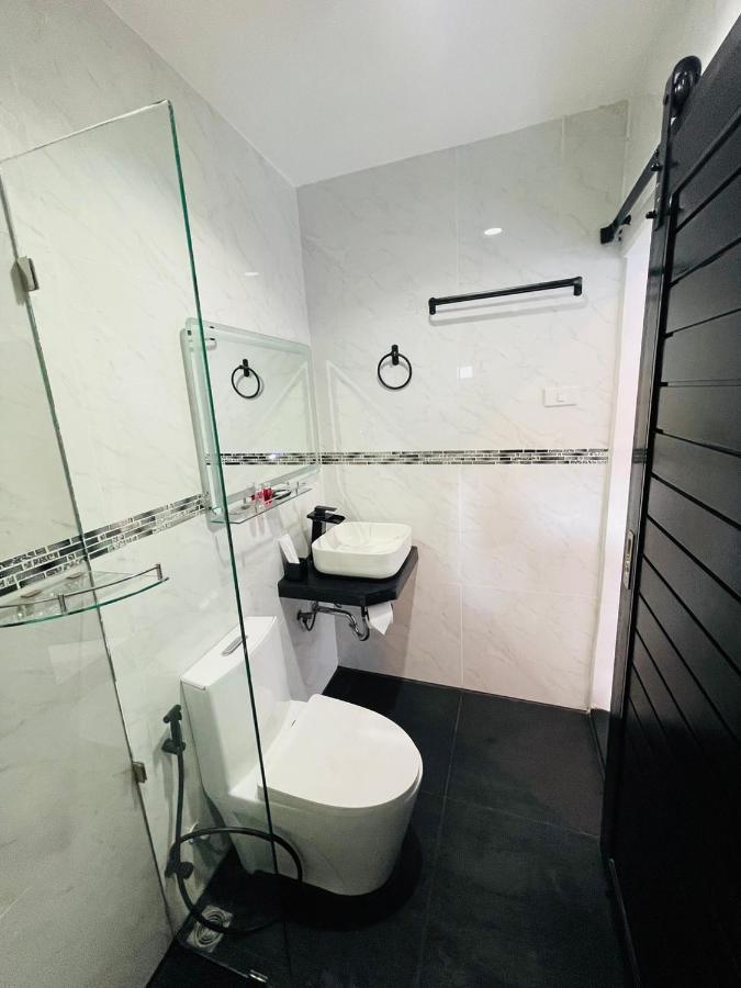 Thonglor Suites Hotel Bangkok Zewnętrze zdjęcie
