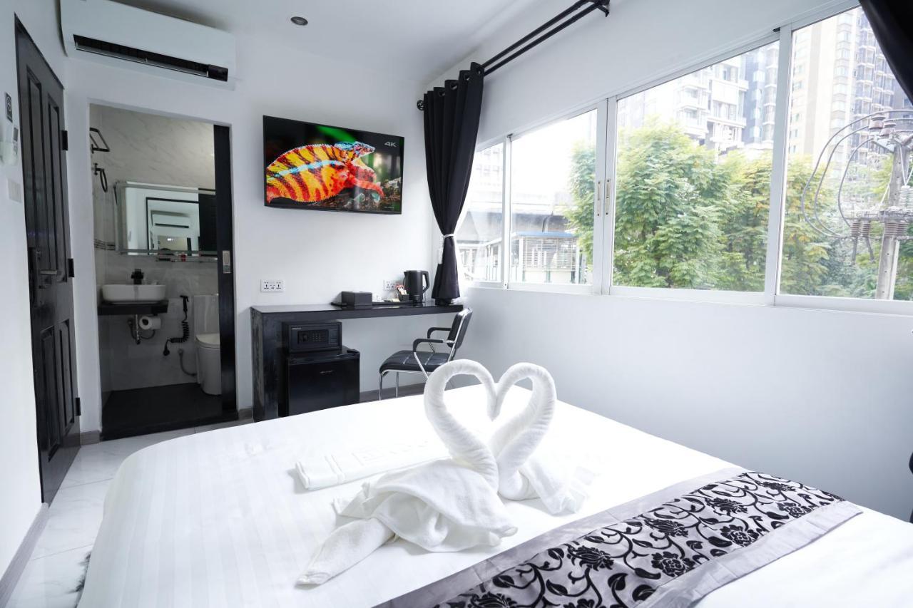Thonglor Suites Hotel Bangkok Zewnętrze zdjęcie