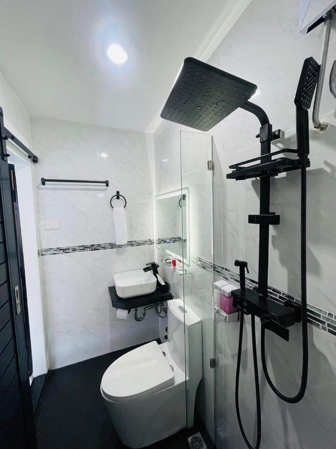 Thonglor Suites Hotel Bangkok Zewnętrze zdjęcie