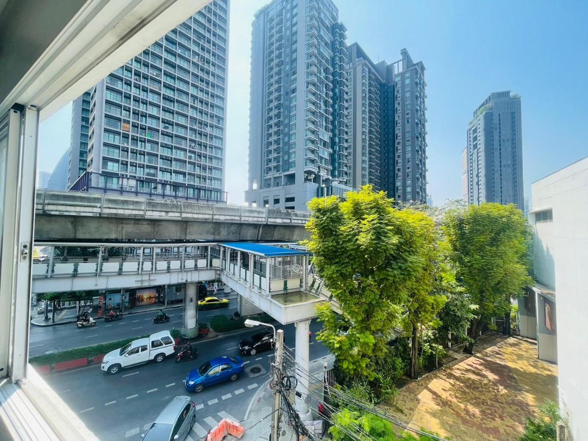 Thonglor Suites Hotel Bangkok Zewnętrze zdjęcie