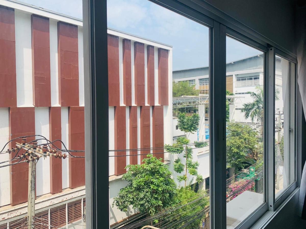 Thonglor Suites Hotel Bangkok Zewnętrze zdjęcie