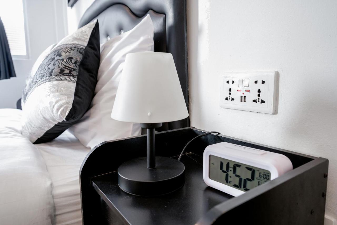 Thonglor Suites Hotel Bangkok Zewnętrze zdjęcie