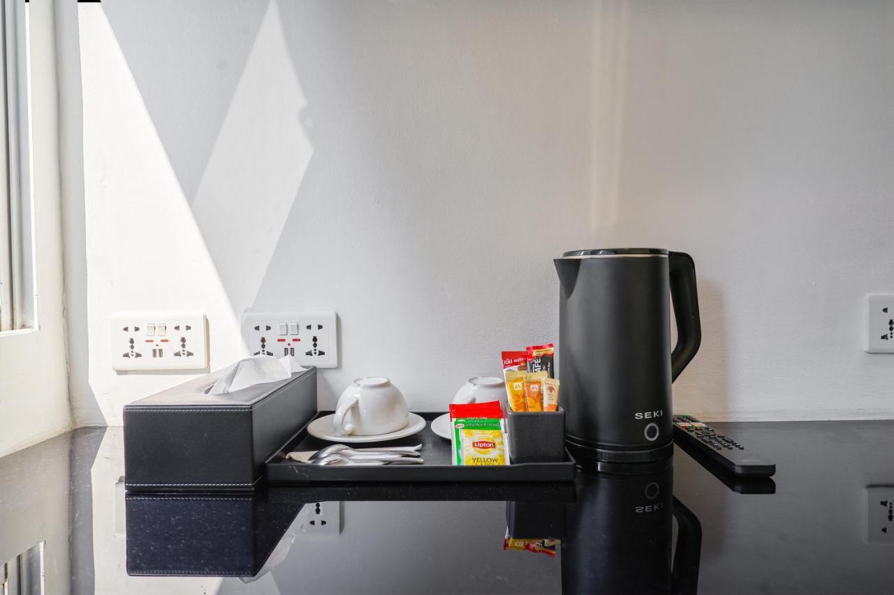 Thonglor Suites Hotel Bangkok Zewnętrze zdjęcie