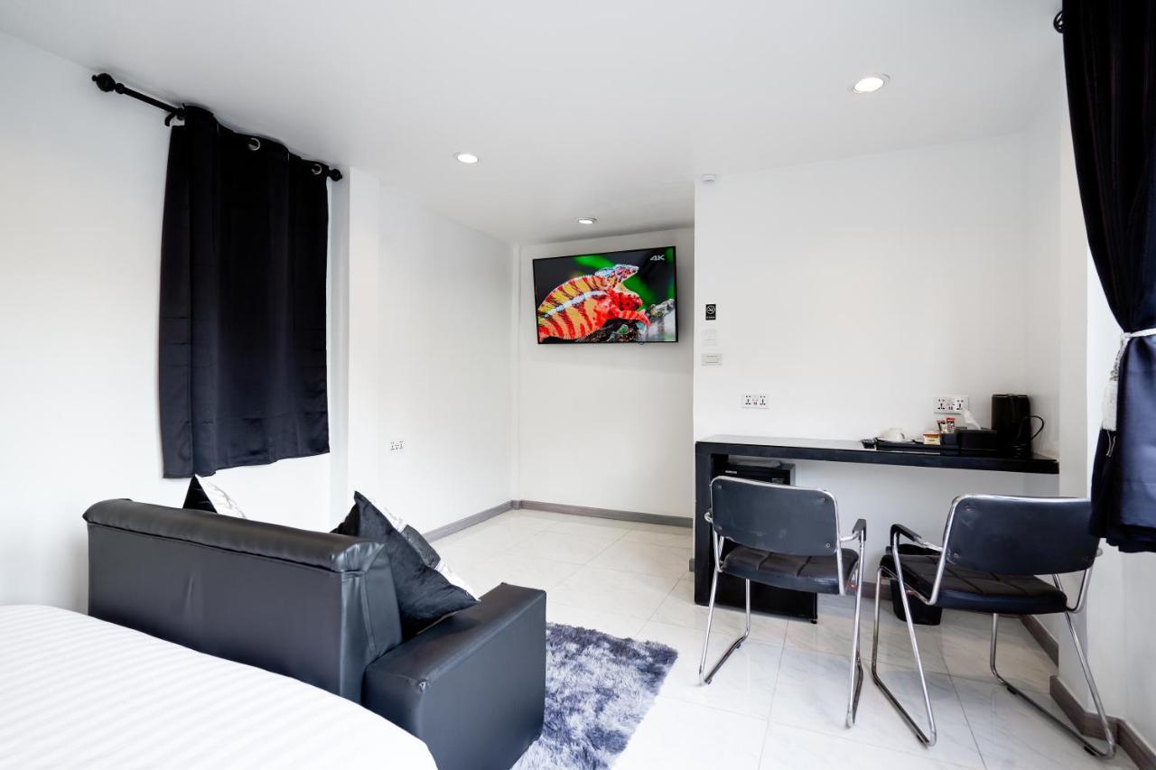 Thonglor Suites Hotel Bangkok Zewnętrze zdjęcie